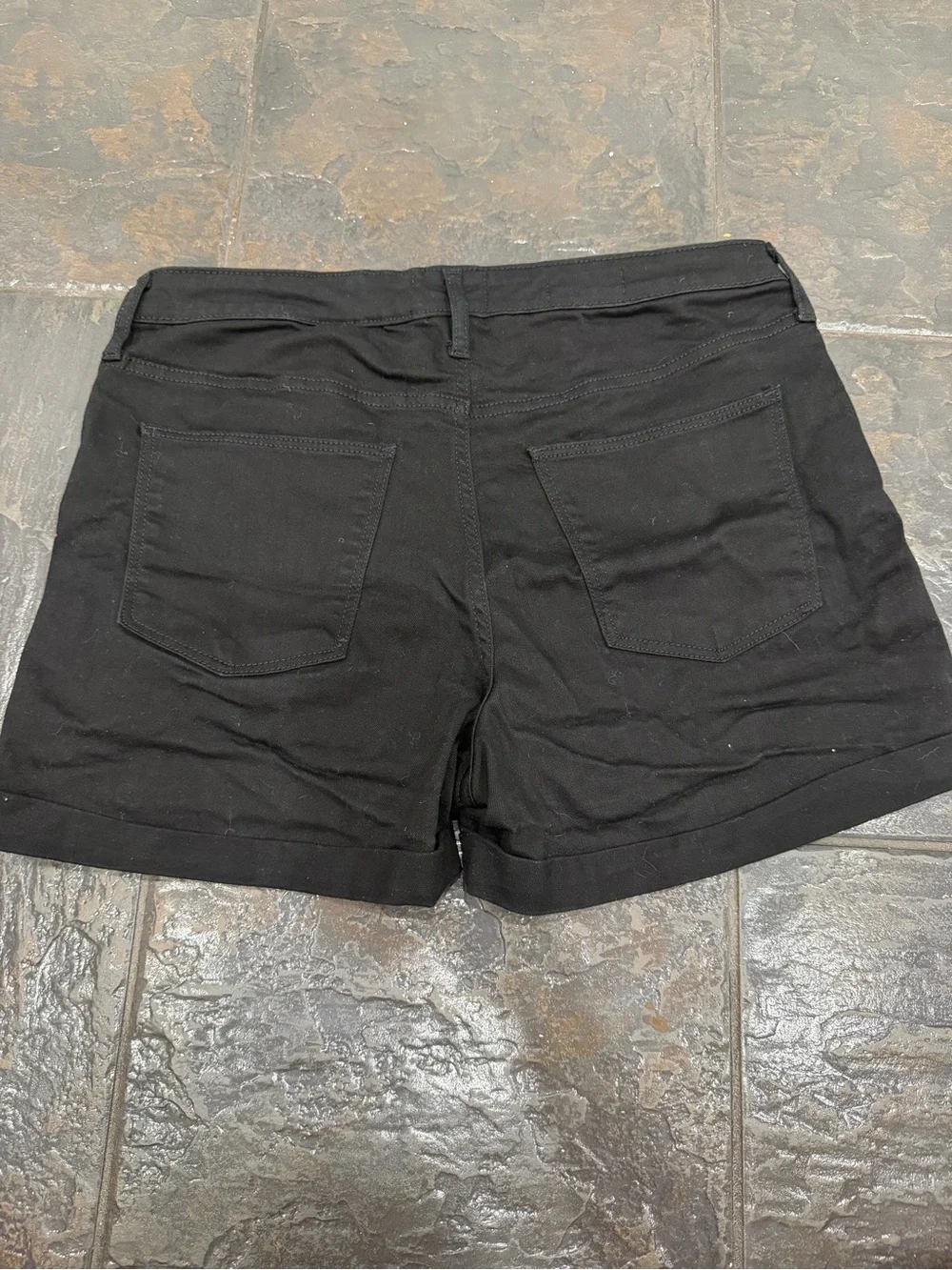 Universal Thread Black Denim Shorts Size 12/31 High Rise Cuffed Stretch Shorts